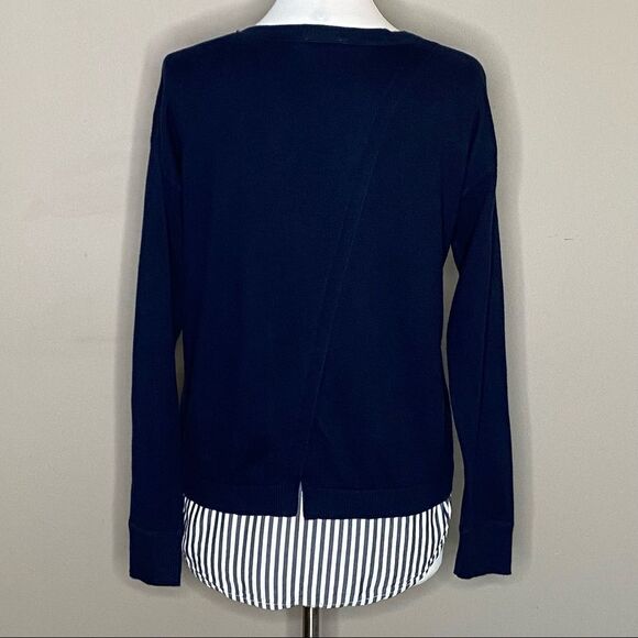 J. Jill Layered Flyaway Back V-Neck Sweater W/ Striped Shirttail Hem - Picture 4 of 5